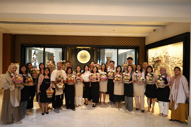 Pengalaman Merangkai Bunga Sekaligus Kulineran di Tien Chao, Gran Melia Jakarta 