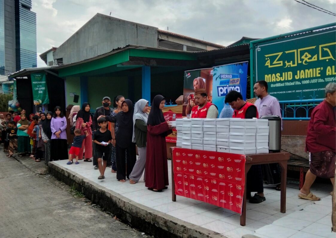 Cerita Kebersamaan di 186 Masjid Bersama Teh Celup Sosro