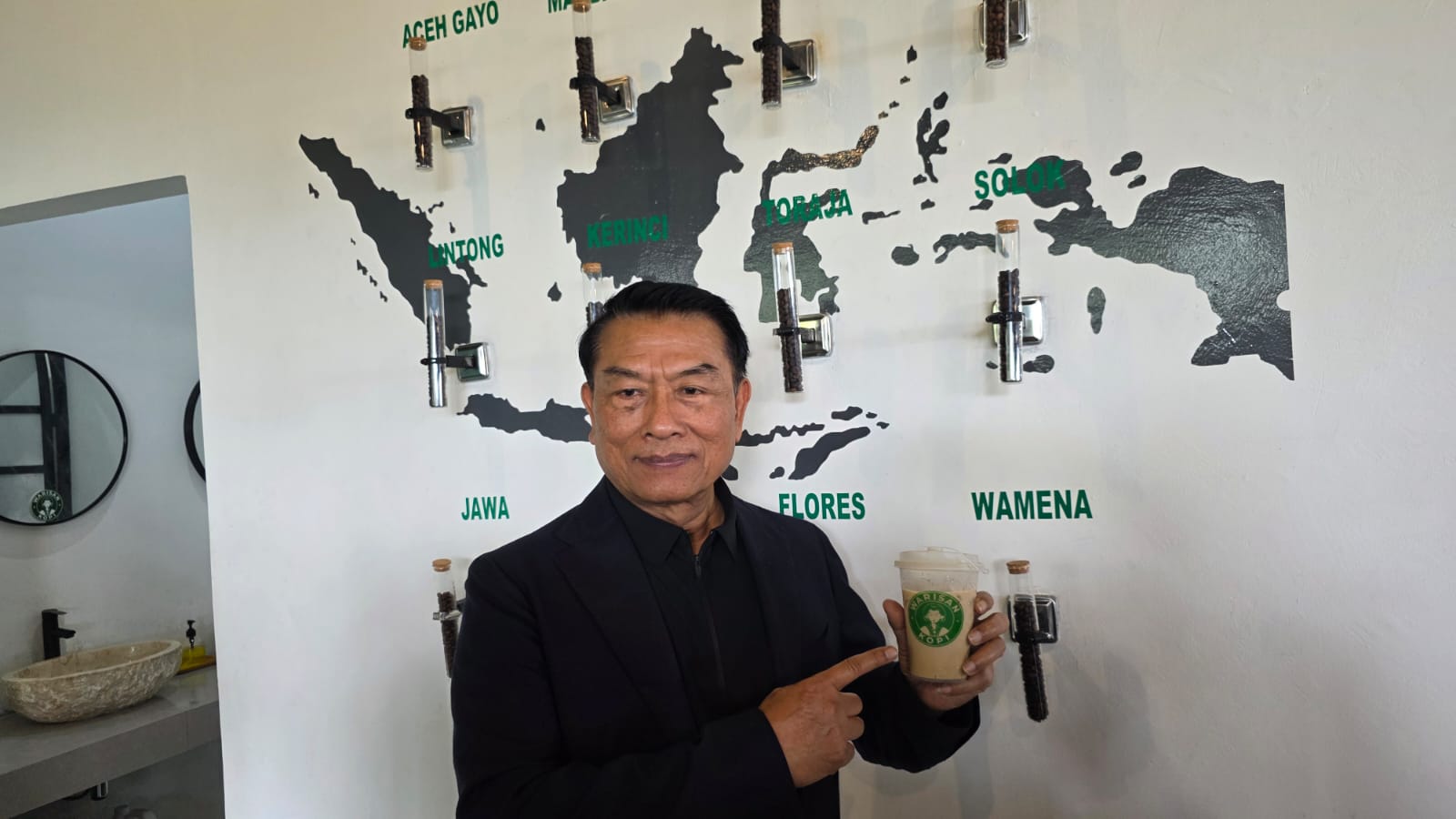 Grand Opening Warisan Kopi di Tengah Hutan Pinus