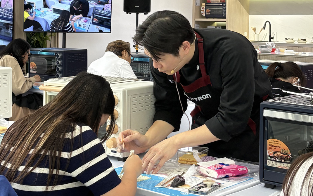 Buka Peluang Bisnis Baking Menggunakan Oven Listrik Polytron