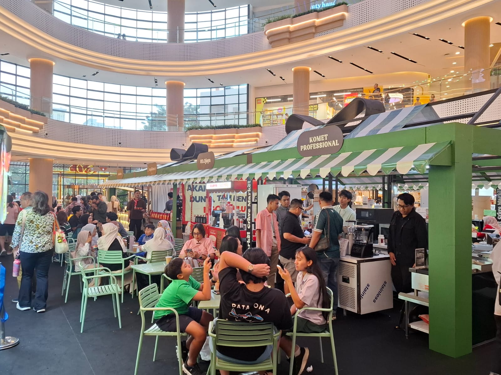 Crave Market: Festival Kopi, Matcha, dan Dessert di Summarecon Mal Bekasi