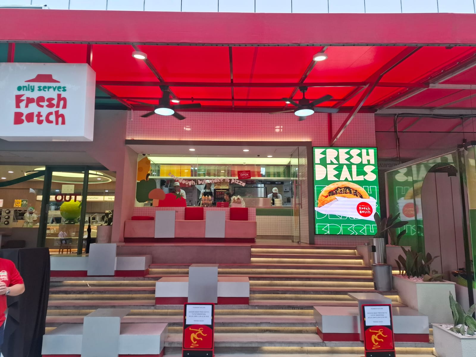 Nikmati Pizza Unik ala Fresh Batch di Pasaraya Blok M