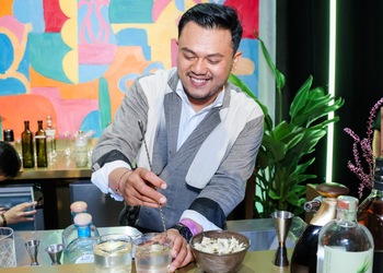 Juara 2 Diegeo World Class Global Bartender 2024 Berasal dari Indonesia