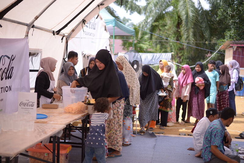 Benihbaik.com & The Coca Cola Foundation bantu korban banjir Sumatra