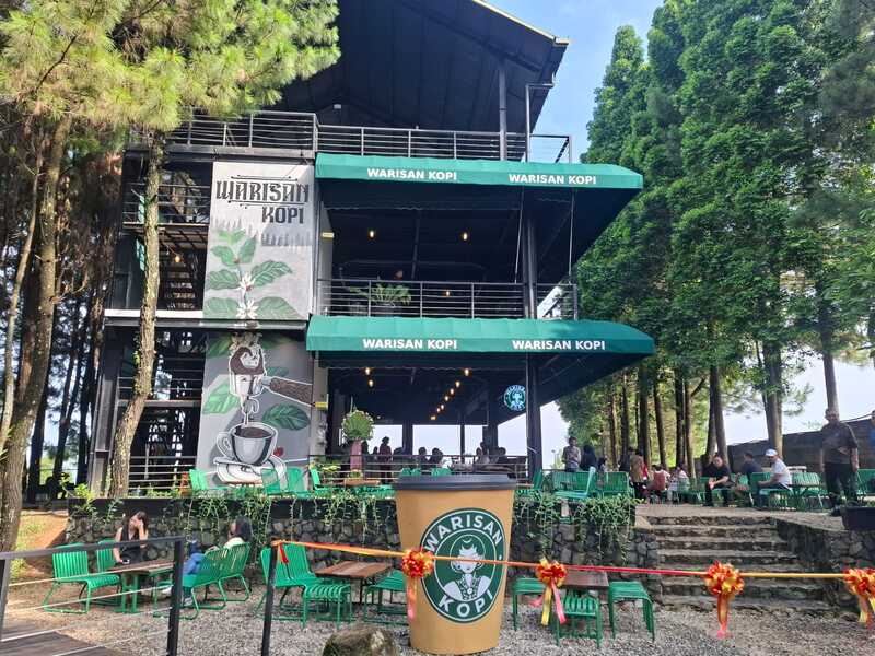 Warisan Kopi di tengah hutan pinus sentul kabupaten bogor