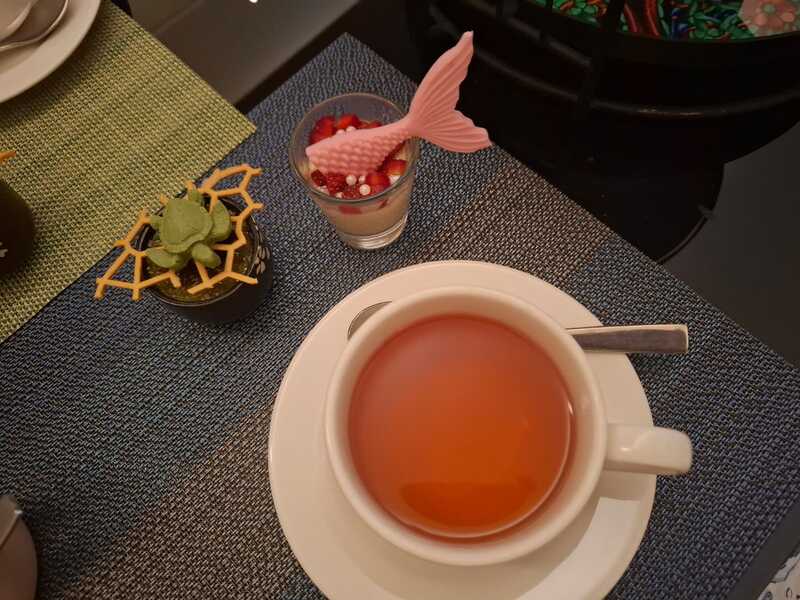 THE 1O1 Sedayu Darmawangsa X Harumoni Tea