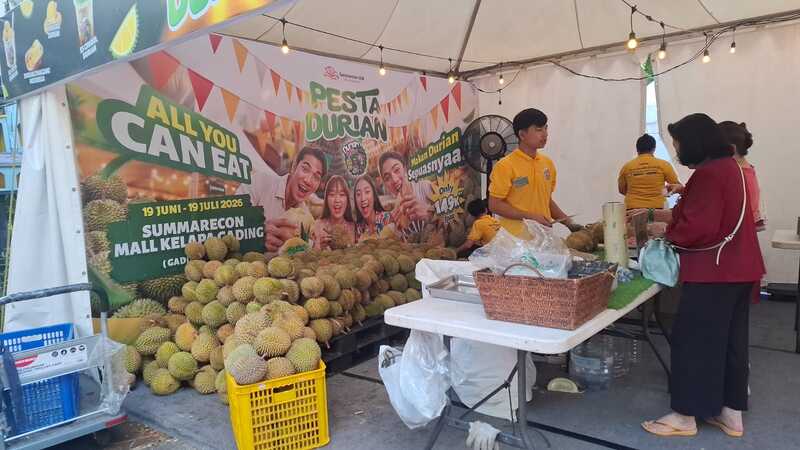 Pesta Durian di Summarecon Mal Kelapa Gading, Jakarta Utara