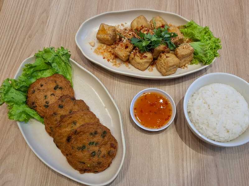 Aneka menu favorit SK Thai Kitchen