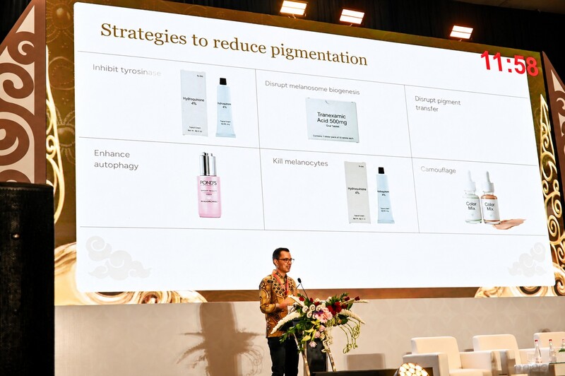 Inovasi POND'S Bright Miracle 'Real Glow' Berteknologi Niasorcinol bersama PERDOSKI di Yogyakarta