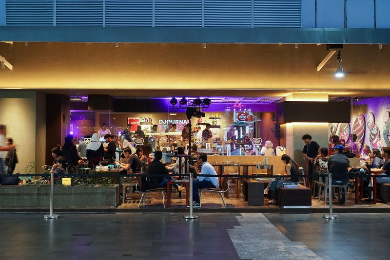 Djournal Monster Cafe Pasaraya Blok M