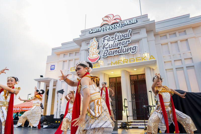 Hiburan di Festival Kuliner Bandung 2026