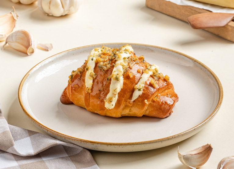 K-Garlic Cream Cheese Shio Butter Paris Baguette