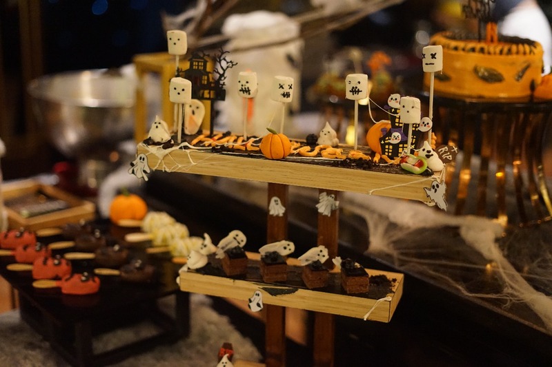 Pilihan dessert Halloween di Avenzel Hotel & Convention