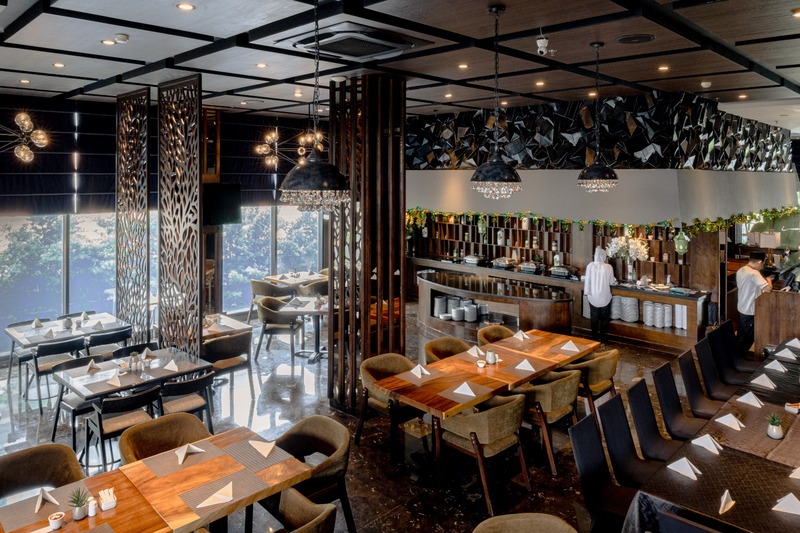 Sotis Hotel Kemang, Maleo Restaurant