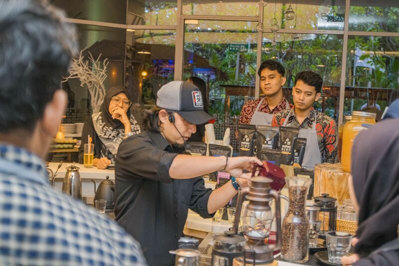 Brew&Bond Harris Kelapa Gading Jakarta