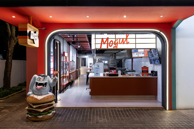 Mogul Burger