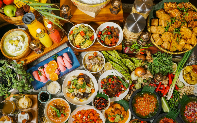 Festive Feast Artotel Casa Kuningan