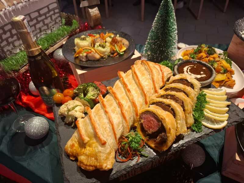 Natal & Tahun Baru Harris Hotel Kelapa Gading 