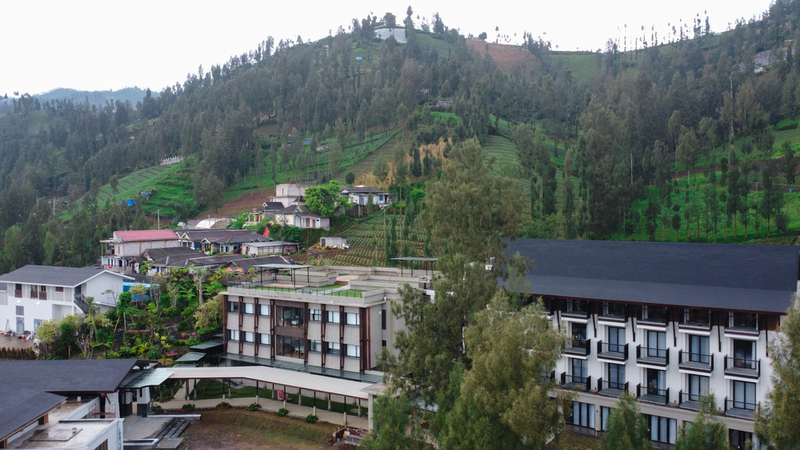 Jambuluwuk Bromo Resort & Poshtel