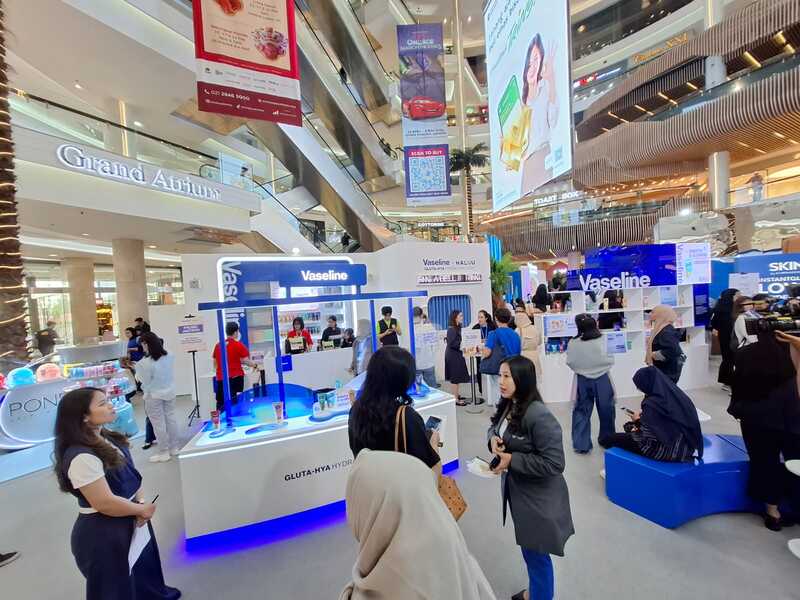 Vaseline Gluta-Hya Smoothing Perfector