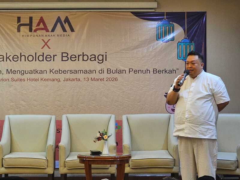 Arion Suites Hotel Kemang Berbagi Pada Anak Yatim