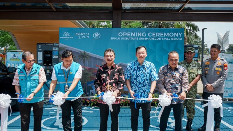 Peresmian SPKLU Signature Summarecon Mall Bekasi