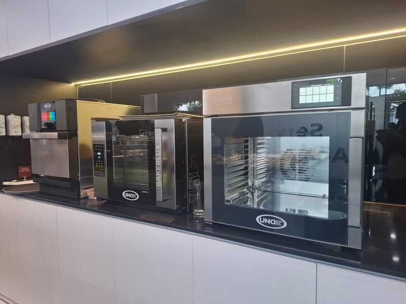 Aneka Oven dari UNOX Experince Center Indonesia